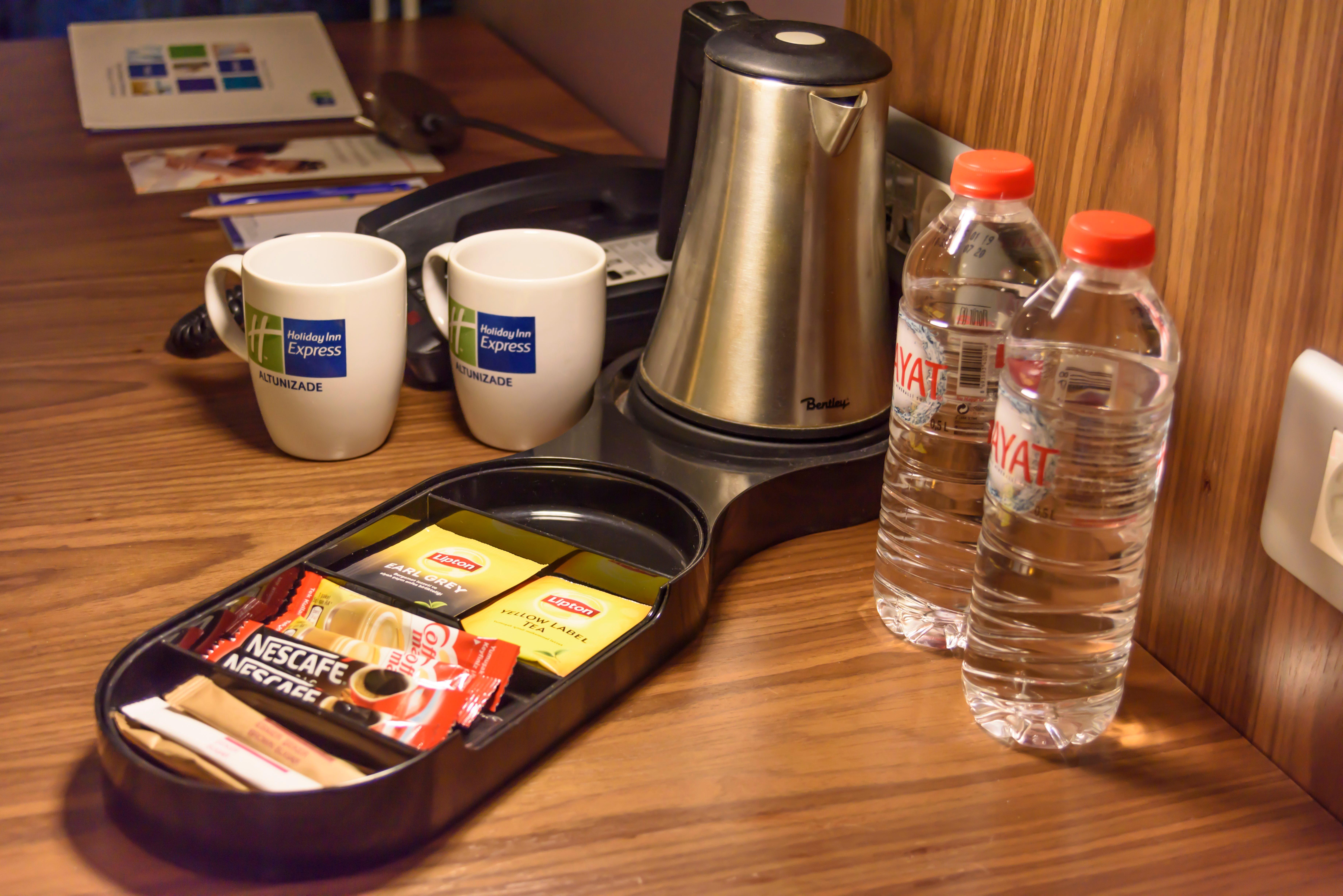 Holiday Inn Express Istanbul-Altunizade, an IHG Hotel Exterior foto